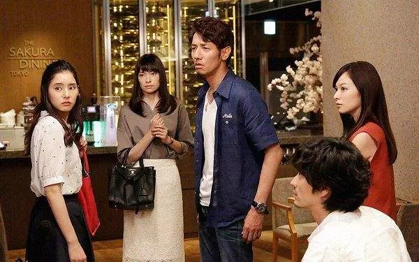 《恋恋外星人》喜剧电视剧解说文案-自媒星球