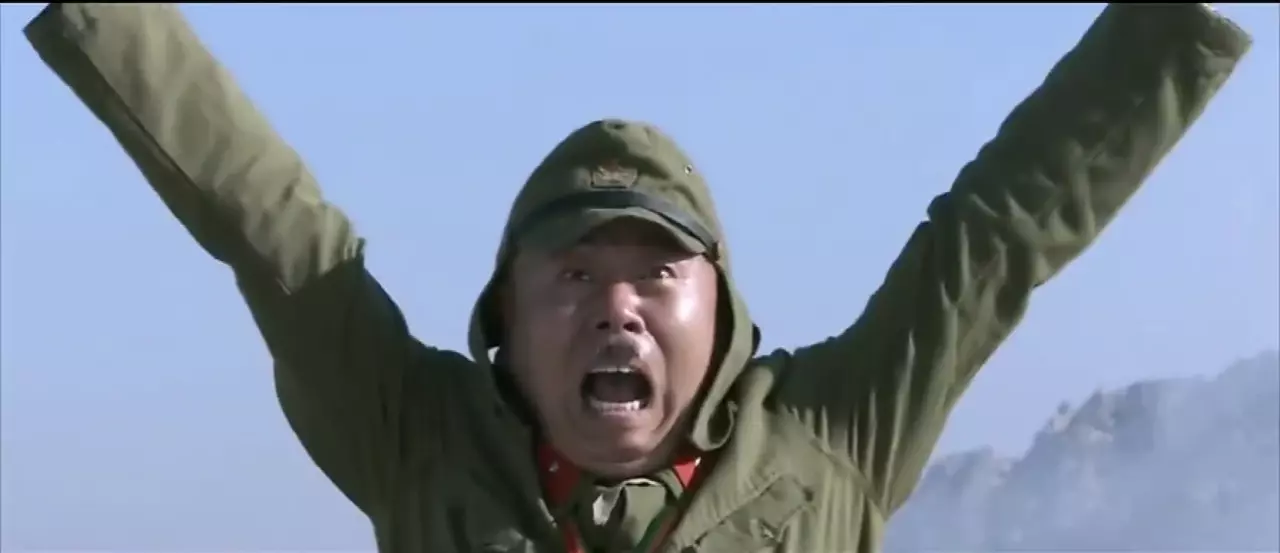 《举起手来2》电影解说文案