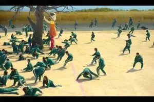《鱿鱼游戏》奇幻惊悚电影解说文案-自媒星球